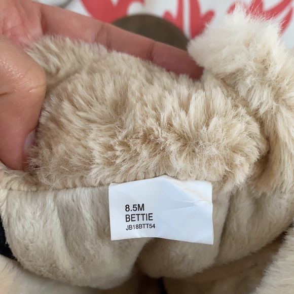 Brand new snow boots - Picture 3 of 5